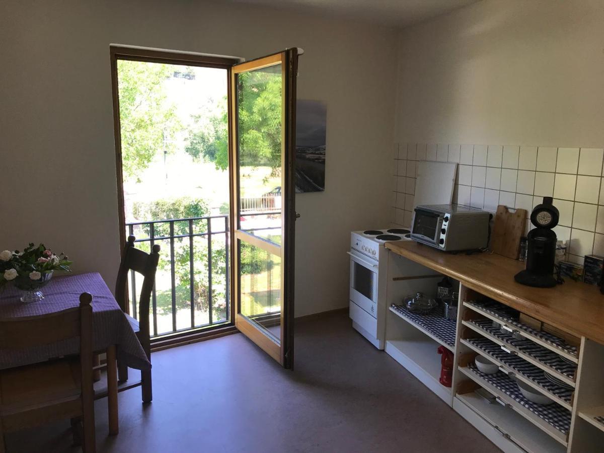 Ferienwohnung Altes Pfarrhaus Mit Flair Und Moselblick Brauneberg Extérieur photo